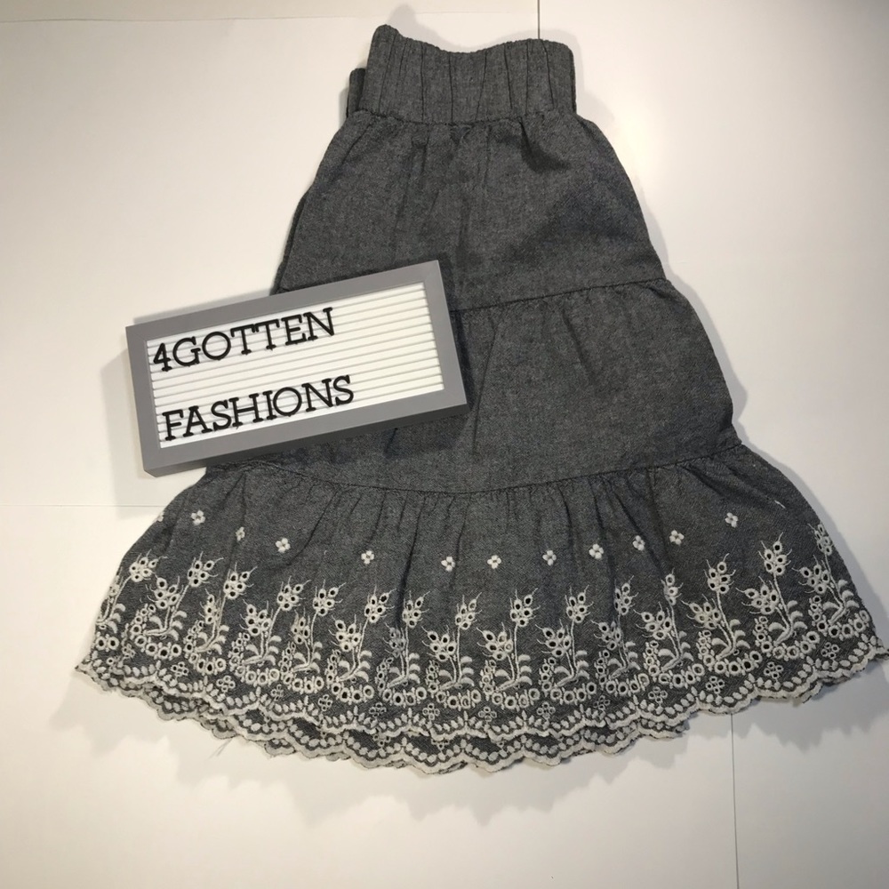 Joe Benbasset Grey Skirt Floral Bottom Embroidered